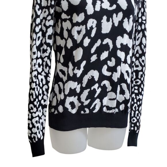 Express reversible leopard sweater / Women's X-Small XS - Picture 3 of 7
